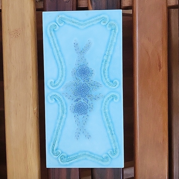 RECTANGULAR TILE/TRIVET FROM ITALY - Picture 1 of 4